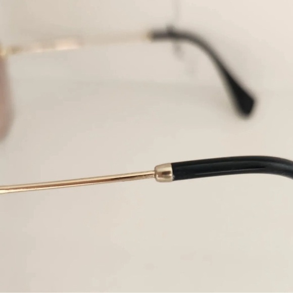 MIU MIU SMU 10R 64 17 UEU-1E2 140 2N Gold Frame Pink Lenses Round Sunglasses main image 5